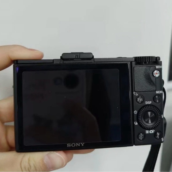 Sony RX100 M2 - Picture 3 of 5